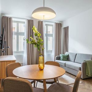 Limehome Prague Halkova